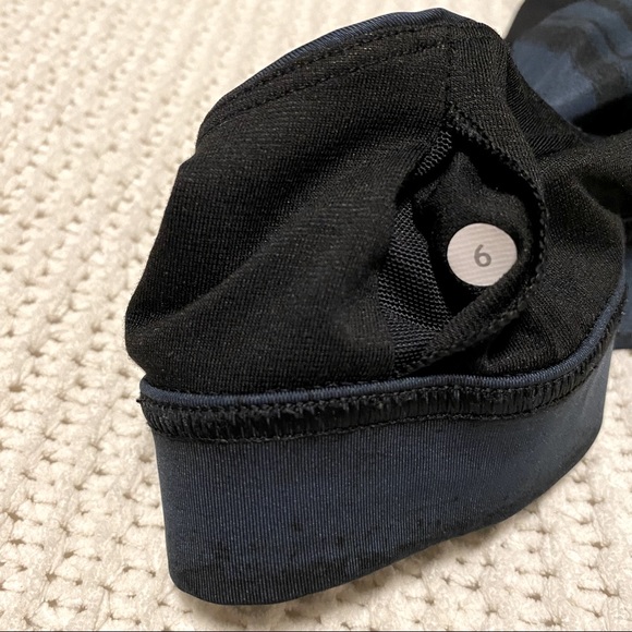 SOLD Lululemon All Sport Bra Adjustable 6 - Picture 9 of 9